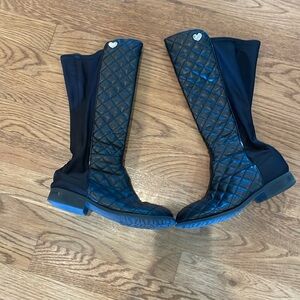 Girls big girls size 1 Stuart Weitzman tall black zip quilted boots zippers work